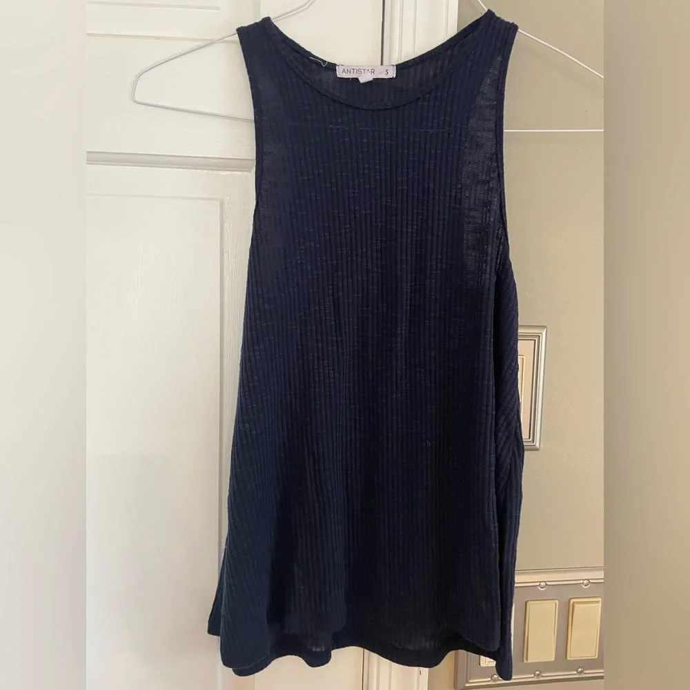 Blue Tank - Picture 1 of 2